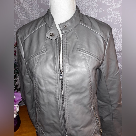 Women’s Guess leather jacket size M - Picture 7 of 7